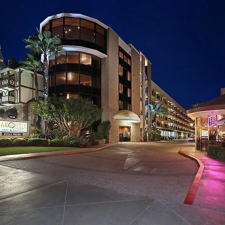 Carousel Inn And Suites อนาไฮม์ ภายนอก รูปภาพ