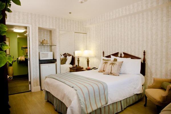 Carousel Inn And Suites อนาไฮม์ ภายนอก รูปภาพ
