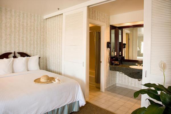Carousel Inn And Suites อนาไฮม์ ภายนอก รูปภาพ