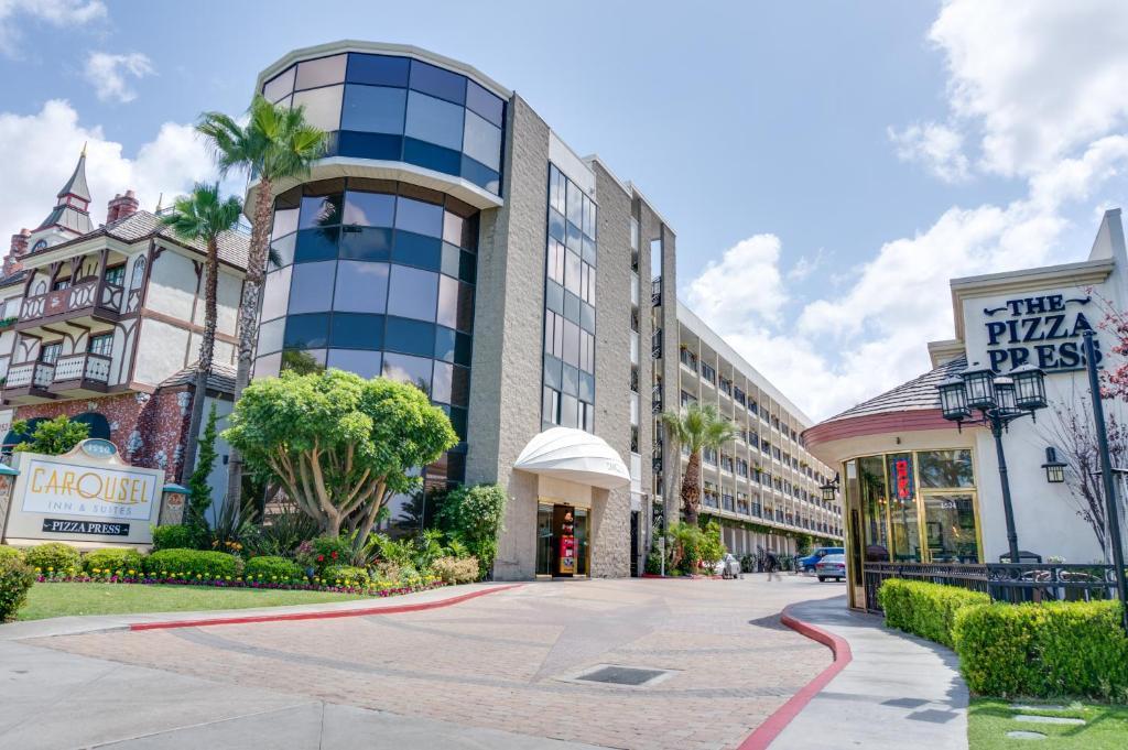 Carousel Inn And Suites อนาไฮม์ ภายนอก รูปภาพ
