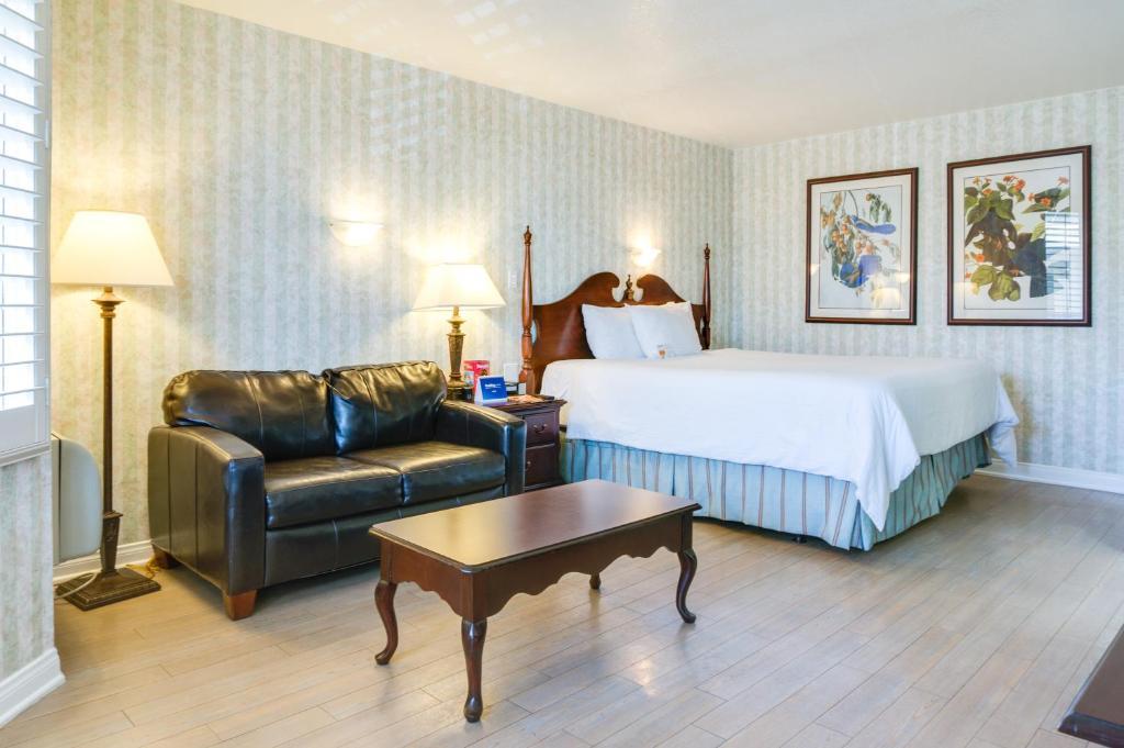Carousel Inn And Suites อนาไฮม์ ภายนอก รูปภาพ